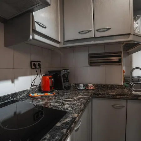 Your In Near Postiguet Beach! شقة *