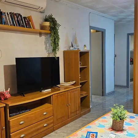 Your In Near Postiguet Beach! شقة لقنت