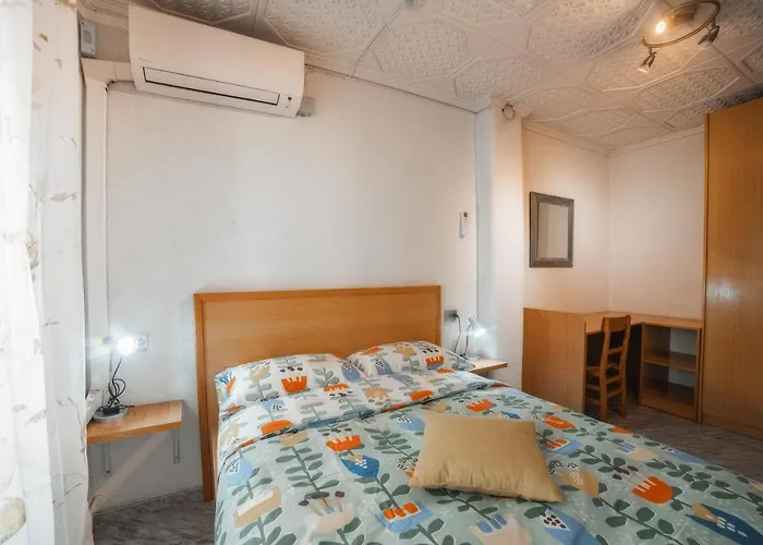 Appartement Your In Near Postiguet Beach! Alicante