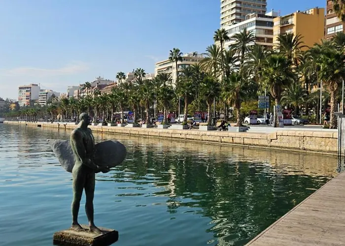 Your In Near Postiguet Beach! Alicante
